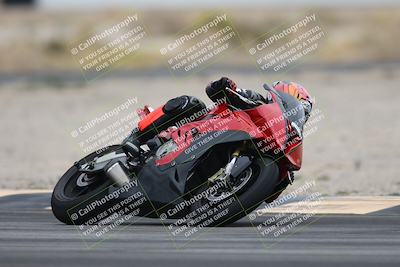 media/Nov-15-2025-Race Pace (Sat) [[8de605a2d8]]/Non Verified Riders (1st 20 Minutes)/Turn 4 (1010am)/